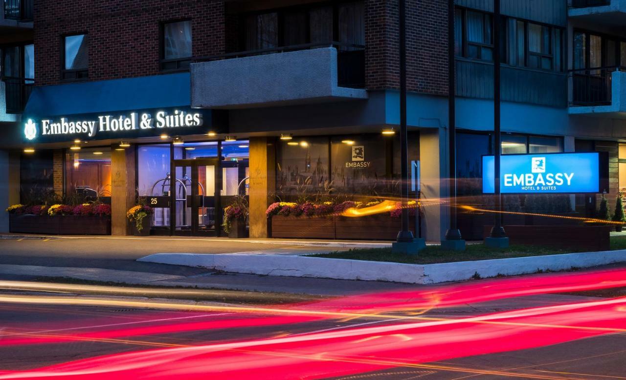 Ottawa Embassy Hotel & Suites Exterior photo